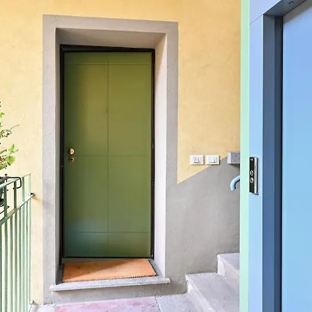 Borgovico48 Your Quiet Close To Train Center And Stadium