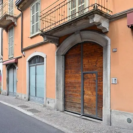 Borgovico48 Your Quiet Close To Train Center And Stadium Lejlighed *