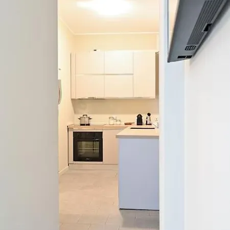 Borgovico48 Your Quiet Close To Train Center And Stadium Appartamento