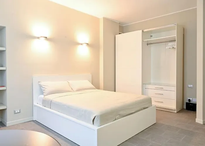 Borgovico48 Your Quiet Close To Train Center And Stadium Όπως