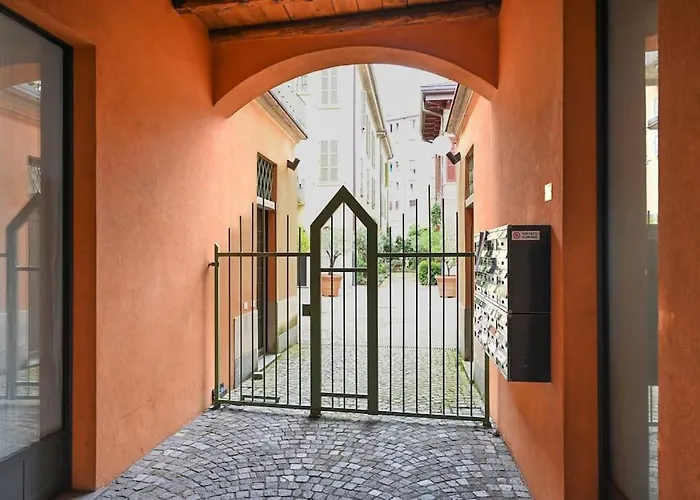 شقة Borgovico48 Your Quiet Close To Train Center And Stadium كومو