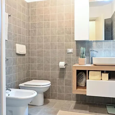 Borgovico48 Your Quiet Close To Train Center And Stadium * Como