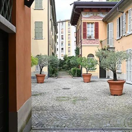 Borgovico48 Your Cozy Place Near Center And Station Appartamento *