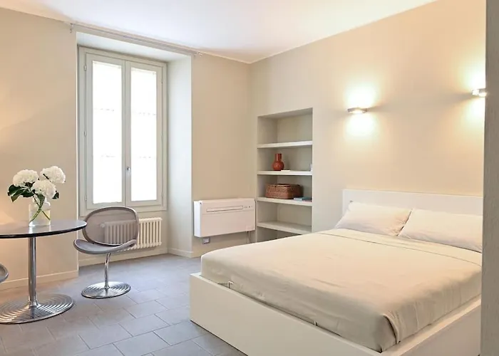 Borgovico48 Your Quiet Close To Train Center And Stadium Apartment Como